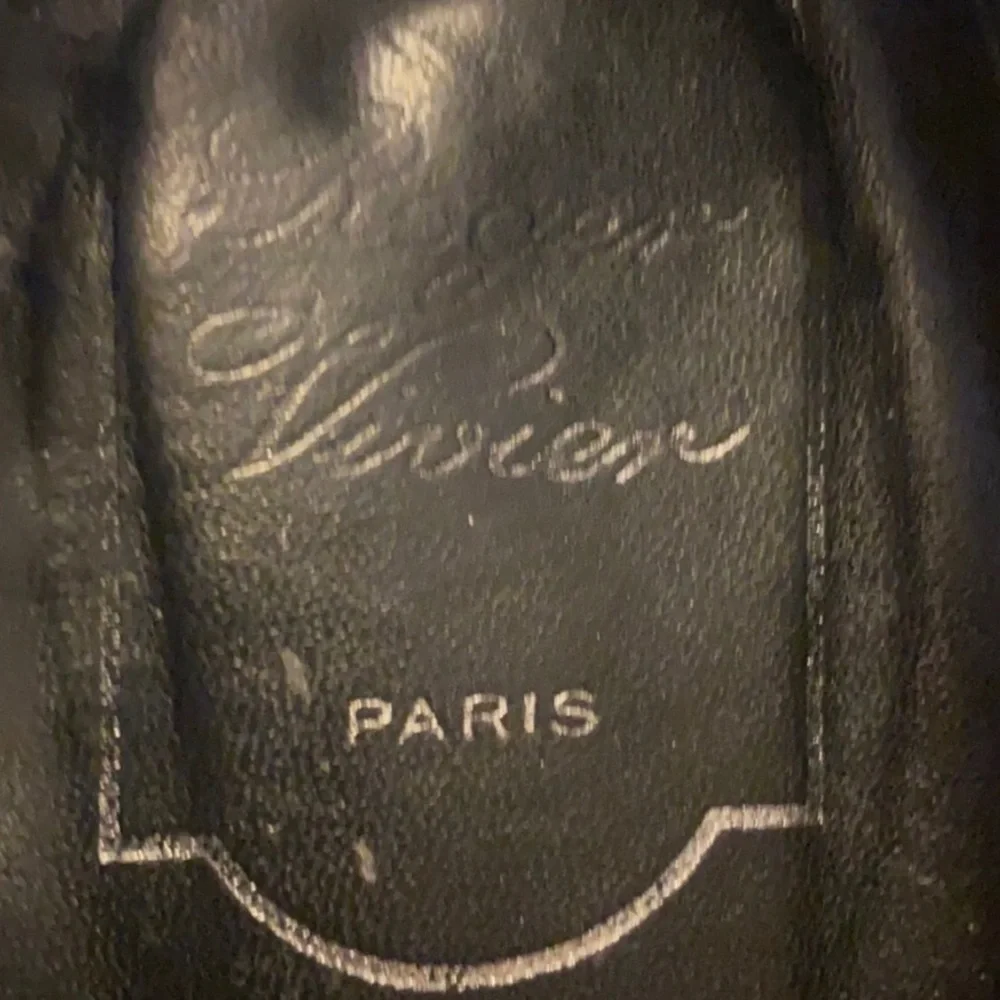 Roger Vivier Black Leather Pumps with Silver Buckle